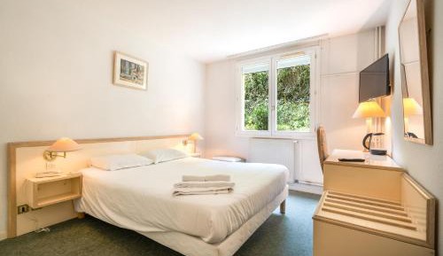 Deluxe Double Room with Shower
