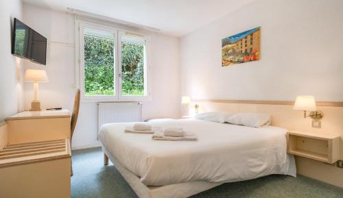 Deluxe Double Room with Shower