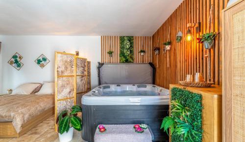 One-Bedroom Apartment with Garden