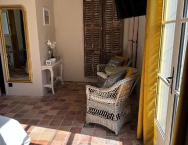 Deluxe Double or Twin Room with Garden View