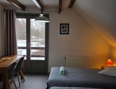 Double or Twin Room with Shower