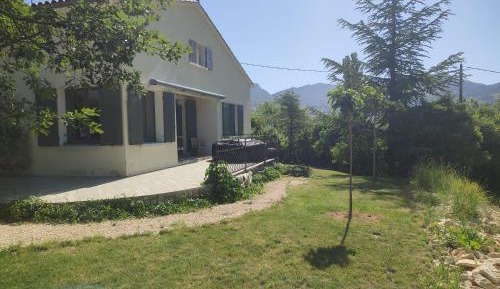 Villa with Garden View