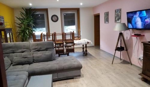 Three-Bedroom Apartment with Mountain View