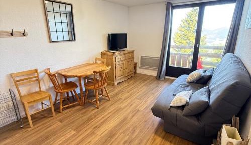 Apartment (5 Adults)
