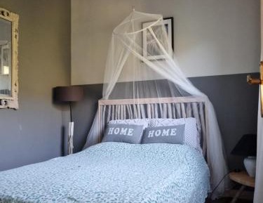 Double Room with Shared Bathroom