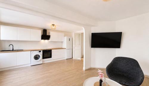 One-Bedroom House