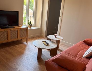 One-Bedroom Apartment with Terrace