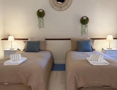 Deluxe Family Suite