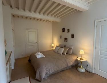Quadruple Room with Private Bathroom
