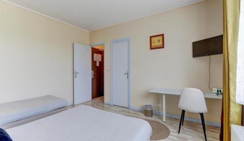 Classic Twin Room