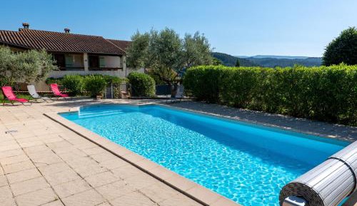 Villa with Garden View