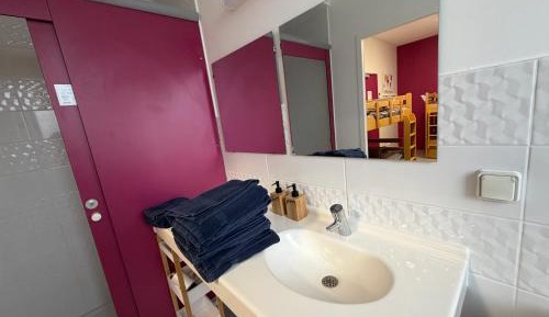 6-Bed Mixed Dormitory Room