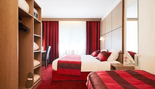 1 Double Bed  1 Single Bed