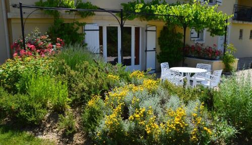 Studio with Garden View
