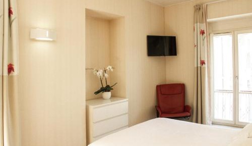 Studio with Double Bed