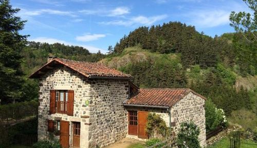 Holiday Home (9 Adults)