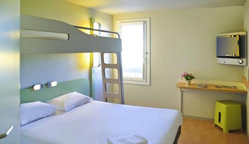 Triple Room with One Double Bed and One Bunk Bed