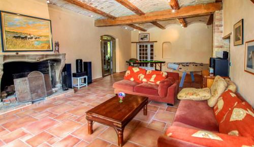 Six-Bedroom Holiday Home