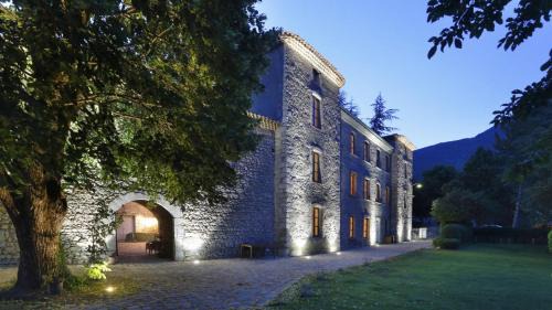 Eight-Bedroom House