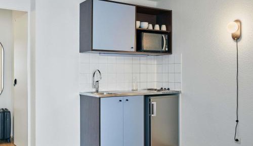 Studio (3 Adults)