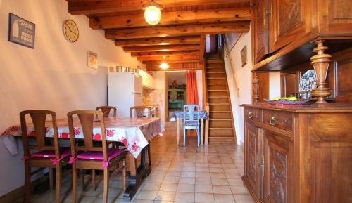Holiday Home (4 Adults)