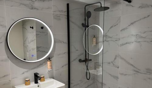 Privilege Room