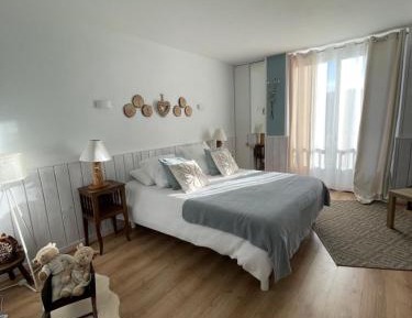 Double Room with Mountain View