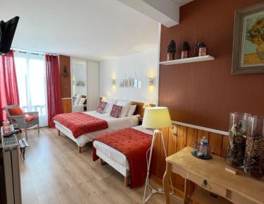 Triple Room with Mountain View