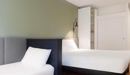 Standard Room with Double Bed and Twin Beds