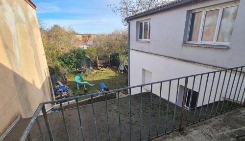 Apartment with Garden View