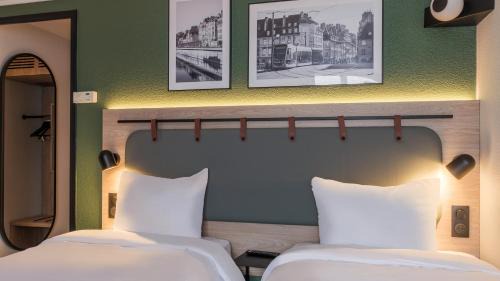 Standard Room - 2 Single Beds