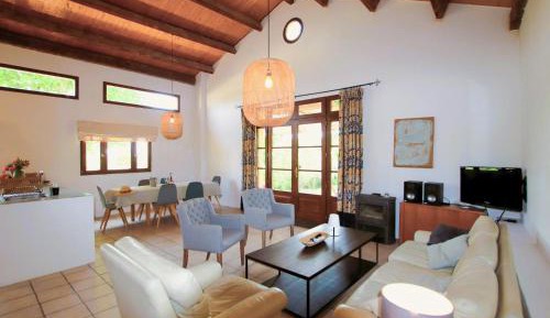 Three-Bedroom Vacation Home 