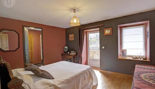 Deluxe Room 1