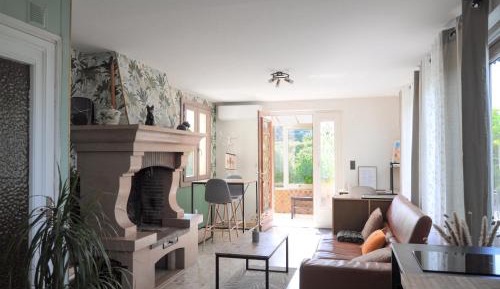 One-Bedroom House