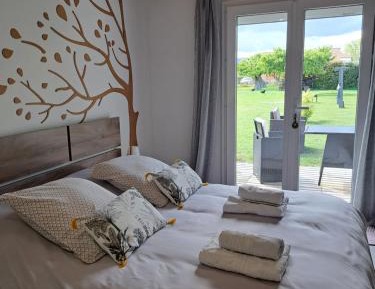 Deluxe Double Room with Bath