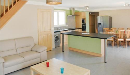 Five-Bedroom Holiday Home