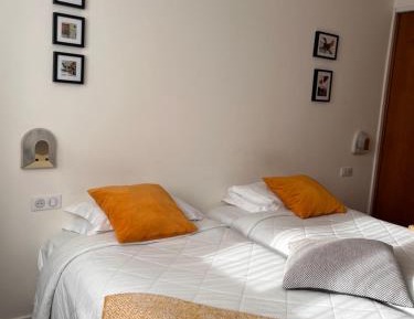 Standard Twin Room with Garden View