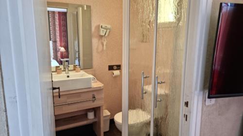 Twin Room with Village Views