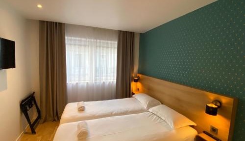 Twin Room