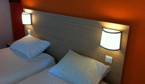 Classic Twin Room