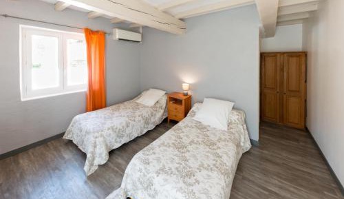 Twin Room with Mountain View