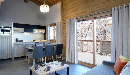 Two-Bedroom Apartment for 6 people with Spa Access