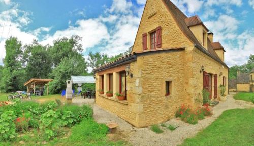 Holiday Home (6 Adults)
