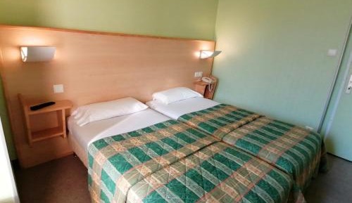 Economy Twin Room