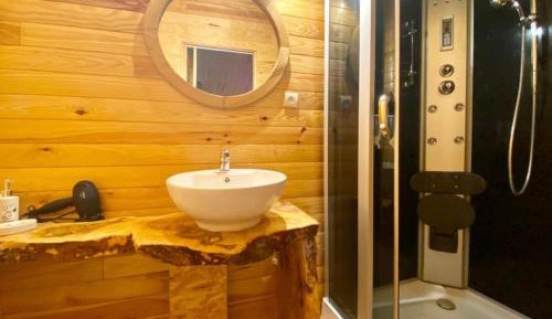Double Room with Private External Bathroom