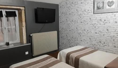 Twin Room with View