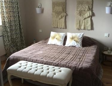 Queen Room with Garden View