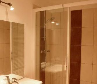 Apartment (3 Adults)