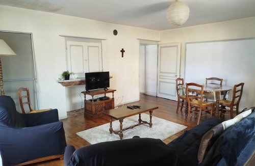 La Loye House | Gîte 4 rooms 4/5 persons near Dole Tavaux