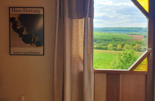 Quemigny-Poisot House | Gite Pour 4 Personnes Entre Dijon et Beaune Avec vue et Bain Nordique Jacuzzi